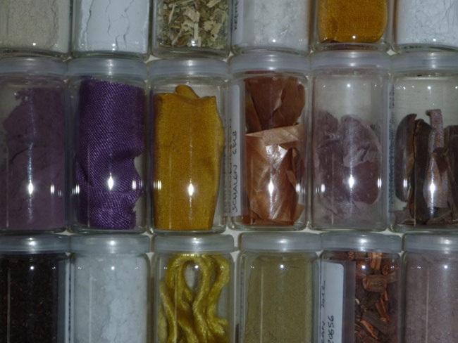 arts materials research: archive of natural dyes